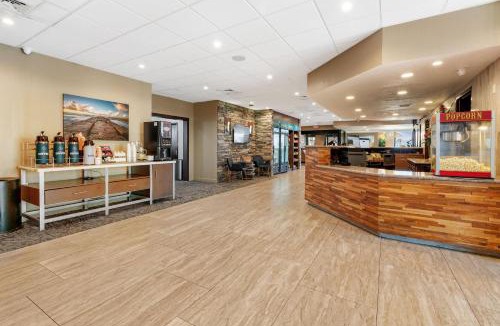 Galveston Hotel | Beachfront Palms Resort Galveston, an Ascend Collection Hotel