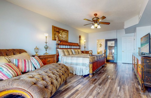 Gulf Lagoon Beach Condo | Beachfront | Private Hot Tub | Elegant Luxury! | FLPCB71