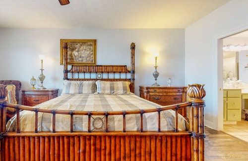 Gulf Lagoon Beach Condo | Beachfront | Private Hot Tub | Elegant Luxury! | FLPCB71