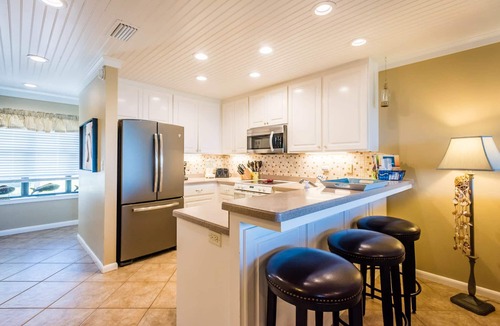Santa Rosa Beach House | Beachfront Townhome on 30A in Sea Haunts Santa Rosa Beach - Pool & Pvt Boardwalk