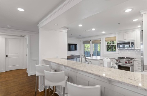 Gulf District Condo | Beachfront WaterColor Condo Steps from Beach Club and Private Pool