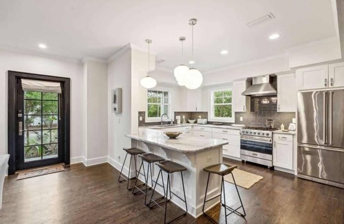 Seagrove Beach House | Beachin' 30A | 4 Bikes Included | Dog Friendly