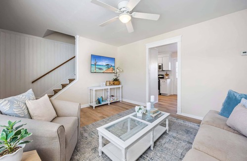 Cape Caneveral Beach Gardens House | Beachside Blast Off – Stylish Cape Canaveral Townh