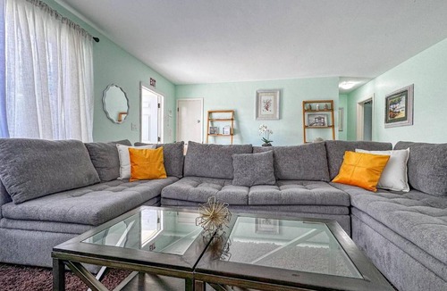 North Beach Apartment | Beachside retreat 2 min walk to Beach Parking
