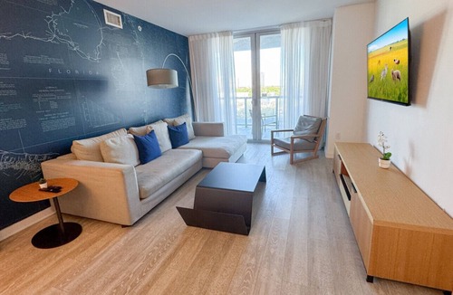 Hallandale Beach Apartment | Beachwalk 1BR Escape