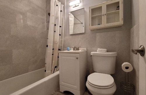 East Ocean Ave Apartment | BEACHWAY INN