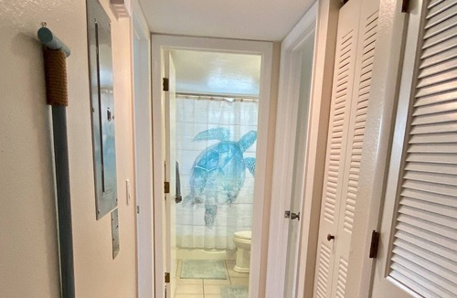 Englewood South Condo | Beautiful 2 bed 2bath bottom floor condo only 5 minute drive to the beach!