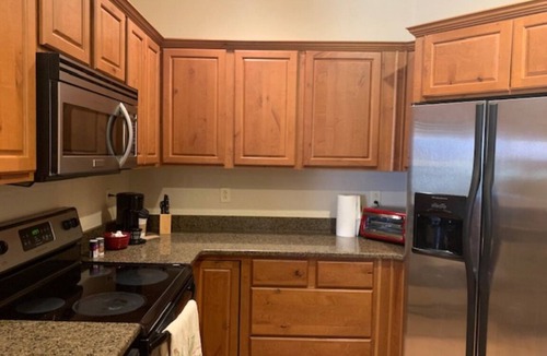 Mesilla Park Condo | Beautiful 2 Bedroom, 2 Bath, Ground floor.