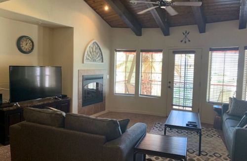 Mesilla Park Condo | Beautiful 2 Bedroom, 2 Bath, Ground floor.