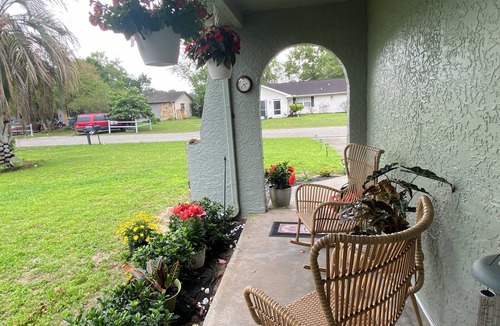 Spring Hill House | Beautiful 2-bedroom house with in convenient Spring Hill
