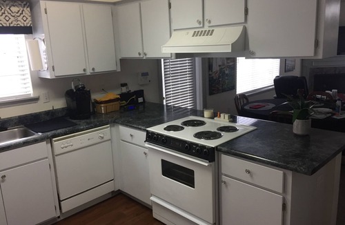 Tallahassee House | Beautiful 2 bedroom 2 bath townhouse, 1 mo. min., add mo. negotiable