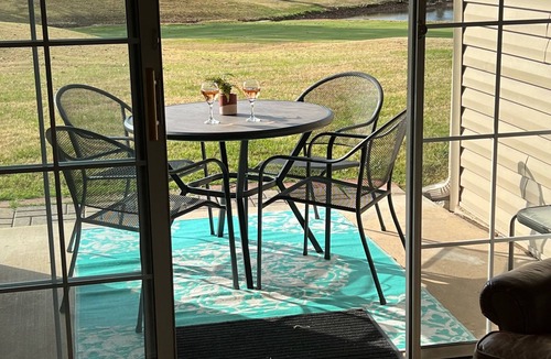 Branson Condo | Beautiful 2BR/2BA Condo. Holiday Hills Near Branson Landing/No Stairs