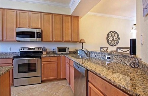 Naples Condo | Beautiful 3 Bedroom, 2 Bath Condo in Treviso Bay! With golf!