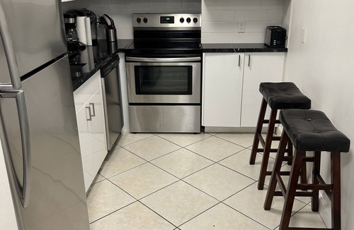 Coral Way Condo | Beautiful Apartment in Coral Gables, renew, Great Location,
