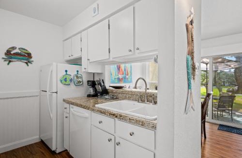 Aransas County Apartment | Beautiful Bay View Condo
