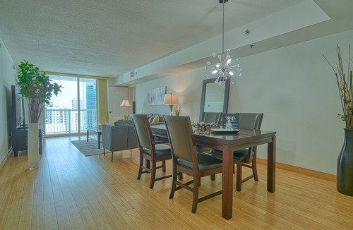 Brickell Apartment | Beautiful Brickell Miami apt 2BR/2BA + Parking