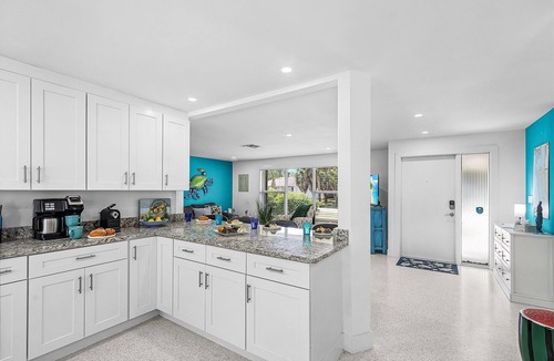 Sanibel House | Beautiful canal home, private heated pool on Sanibel Island! - Villa Island Pearl - Roelens