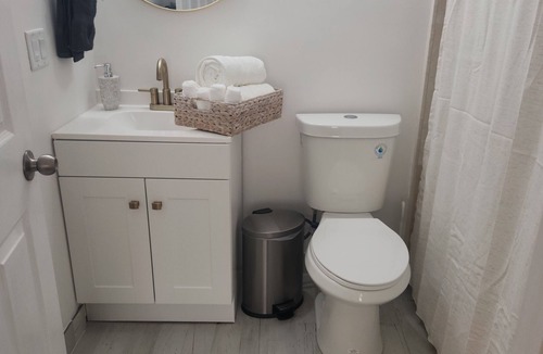 Wellington Apartment | Beautiful & Cozy Guest Suite