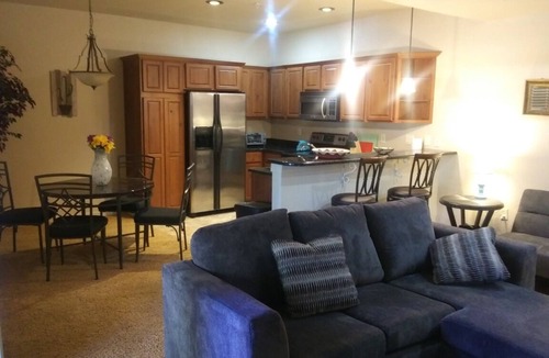 Mesilla Park Condo | Beautiful Deluxe Condo ; 2 Bedroom, 2nd Floor
