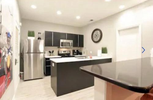 River Market Apartment | Beautiful Downtown Loft
