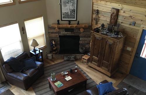 Indian Mountain Cabin | BEAUTIFUL FAMILY FRIENDLY COLORADO MOUNTAIN GETAWAY