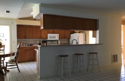 Spring Hill House | Beautiful Home With Heated Pool In A Nice Neighborhood