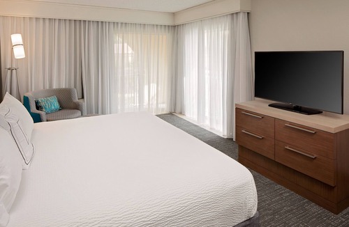 Survey Creek Hotel | Beautiful hotel in Ft Lauderdale