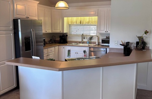 De Funiak Springs House | Beautiful lake front home in historic DeFuniak Springs!