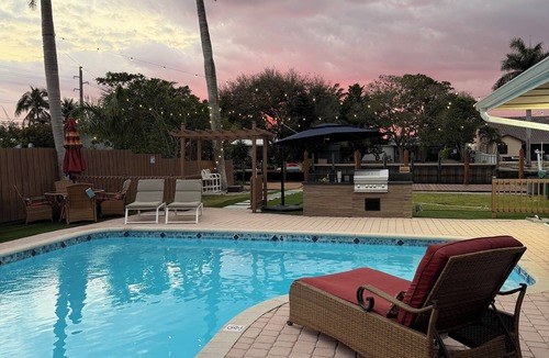 Fort Lauderdale House | Beautiful Luxury Waterfront Heated Pool Home in Fort Lauderdale