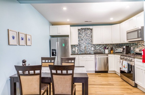 Village Green House | Beautiful new 2 bedroom in Cape May, blocks from the beach!