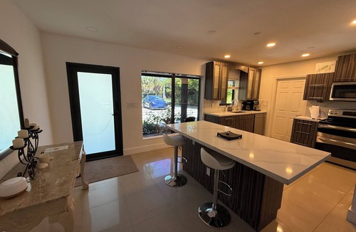 Plantation House | Beautiful Oasis Private Pool 20 mins to the World Cup