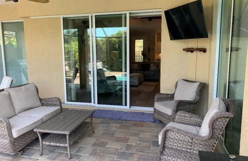 Rotonda Lakes House | Beautiful spacious 3 bedroom/2 bath pool home with an outdoor kitchen