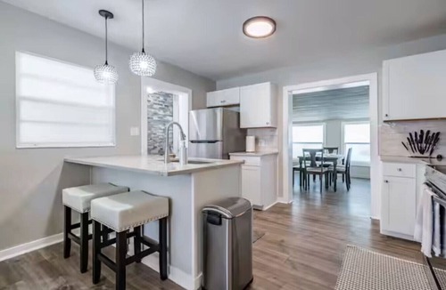 Sun Bay South House | Beautiful Tampa Pool/Hot Tub Home-Spacious Yard