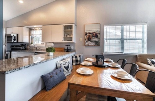 Branson Condo | Beautiful Updated 2-bedroom condo- Holiday Hills Resort Branson-family amenities