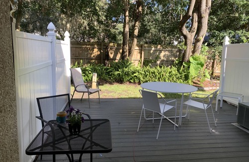 Demere Park Villa | Beautiful Vacation Villa - Beach, Parks, Village