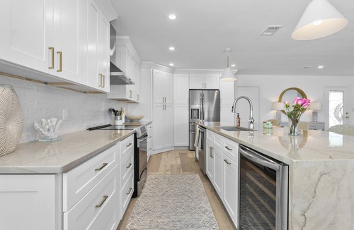 Vina Del Mar Island House | Beautiful Waterfront Home on Vina Del Mar - Walk to Pass-a-Grille Beach