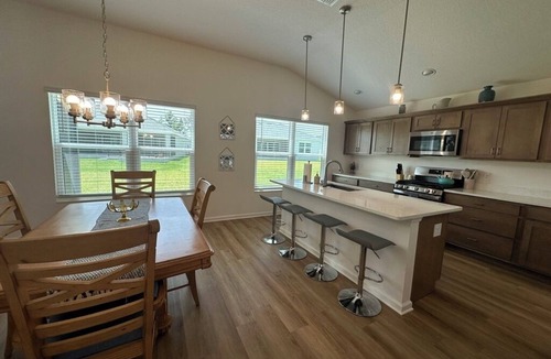 Okahumpka House | Beautifully Decorated Lake Denham 3 bed 2 bath house in The Villages