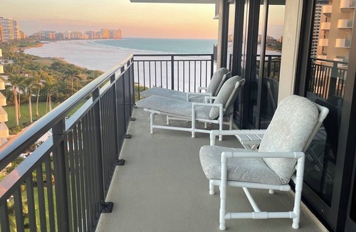 Marco Island Apartment | Beautifully remodeled condo offering breathtaking Gulf views right on the beach.