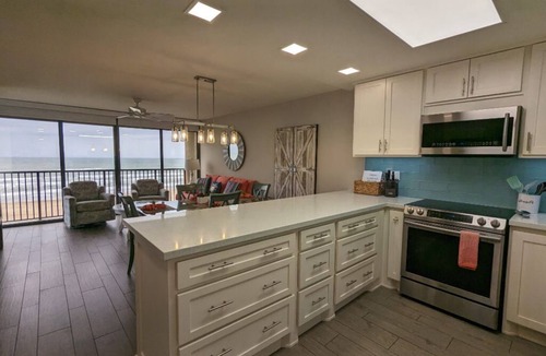 South Padre Island Condo | Beautifully Remodeled Condo in the Perfect Beachfront Location