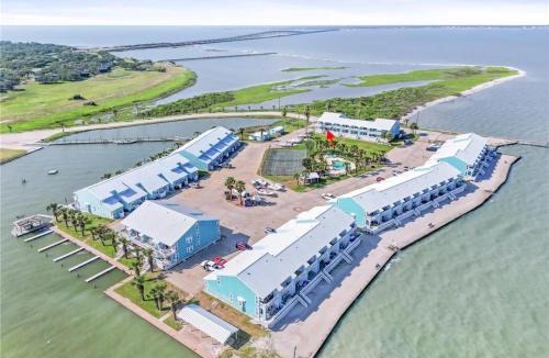 Rockport Apartment | Beauty By The Bay K702