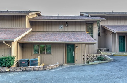 Banner Elk Villa | Beguiling Blue Ridge Village, 1 Bedroom Villa