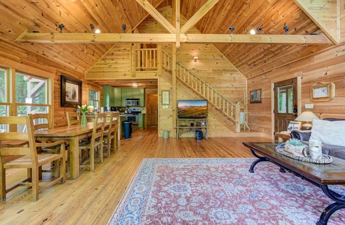 Tate Cabin | Bent Tree Cabin・Hot Tub・Game Room・Views + Scenic Binoculars