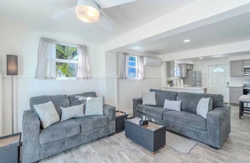 Fort Myers Beach House | Best Location on FMB! AWESOME SALTWATER POOL! WALK EVERYWHERE! 1st floor unit