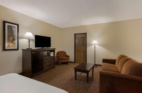 Branson Theater District Hotel | Best Western Music Capital Inn