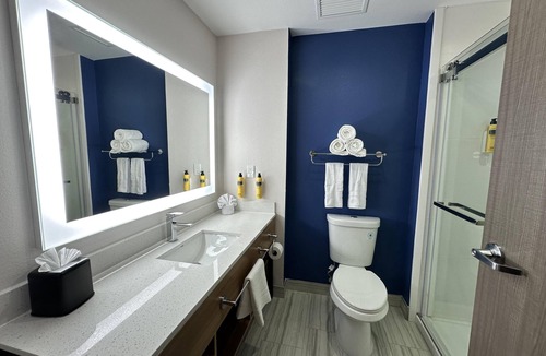 White Rock Hills Hotel | Best Western Plus Fair Park East