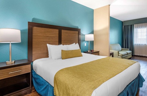 Galveston Hotel | Best Western Plus Galveston Suites