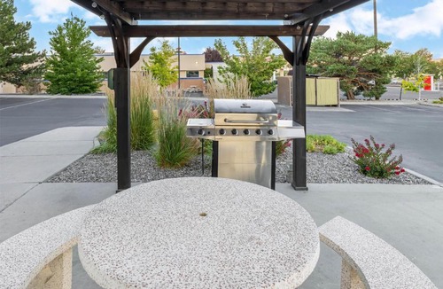 Farmington Hotel | Best Western Plus the Four Corners Inn