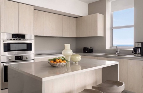 Hollywood South Central Beach Apartment | Better Choice for your Vacation! 3 Oceanfront Units, Kitchen, Pool
