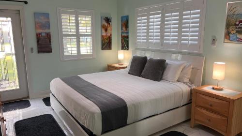 Wilton Manors House | Billy's Resort- Men Only - Solo Hombres