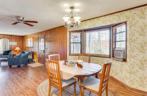 Murphy House | Birdwatching, Board Games & BBQs: Cabin in Murphy!